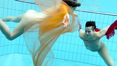 Underwatershow Xxx
