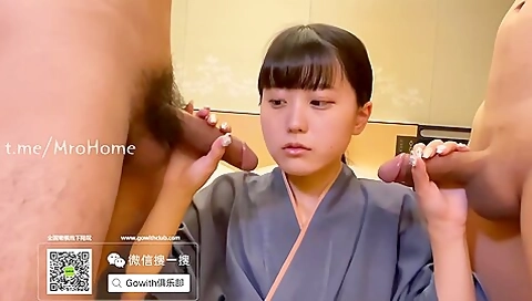 上海高校包养的大二齐刘海清纯学因为处女只能3p口爆 - Teaser Video
