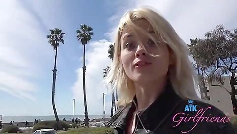 Nicoles Nicholes - Virtual Date: Ventura 1/2